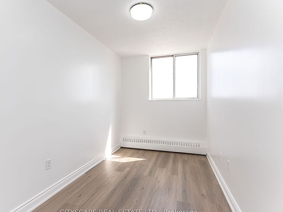 5th image of 940 Caledonia Rd #1005