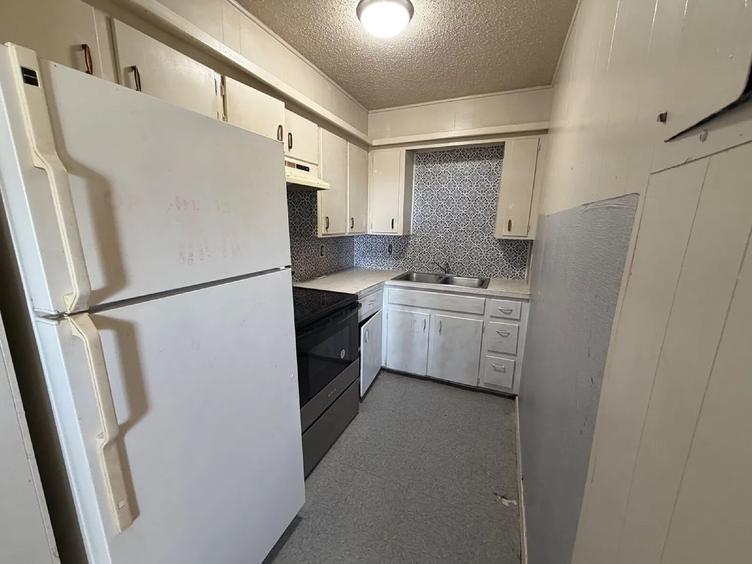 1 bed, 1.0 bath, 500 sqft, $500 — Photo 3