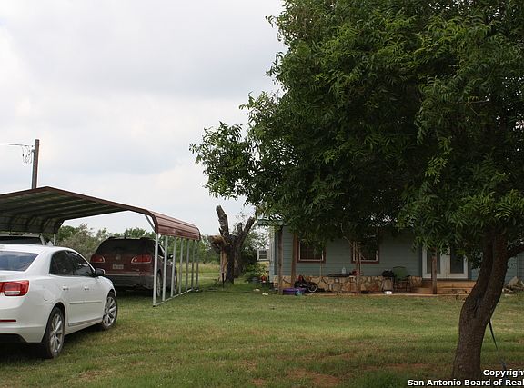 2nd image of 2835 County Road 318