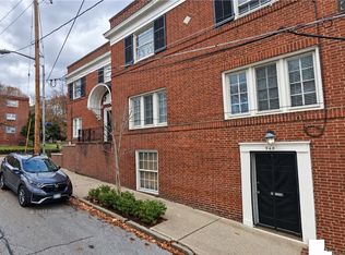 940 Bellefonte St, Pittsburgh, PA 15232