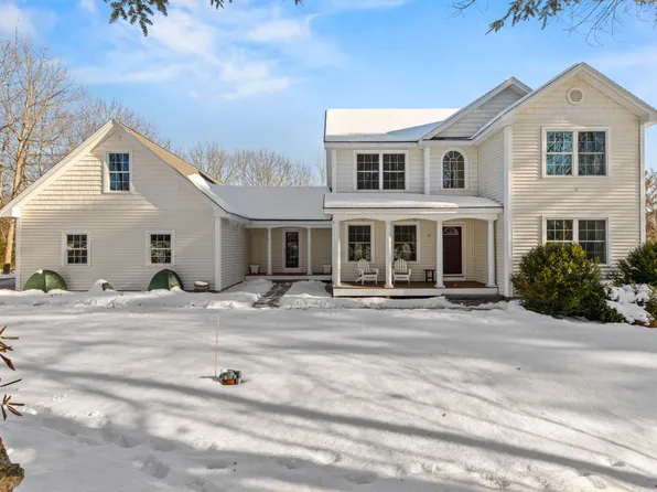 28 Acorn Ridge Road, Freeport, ME 04032