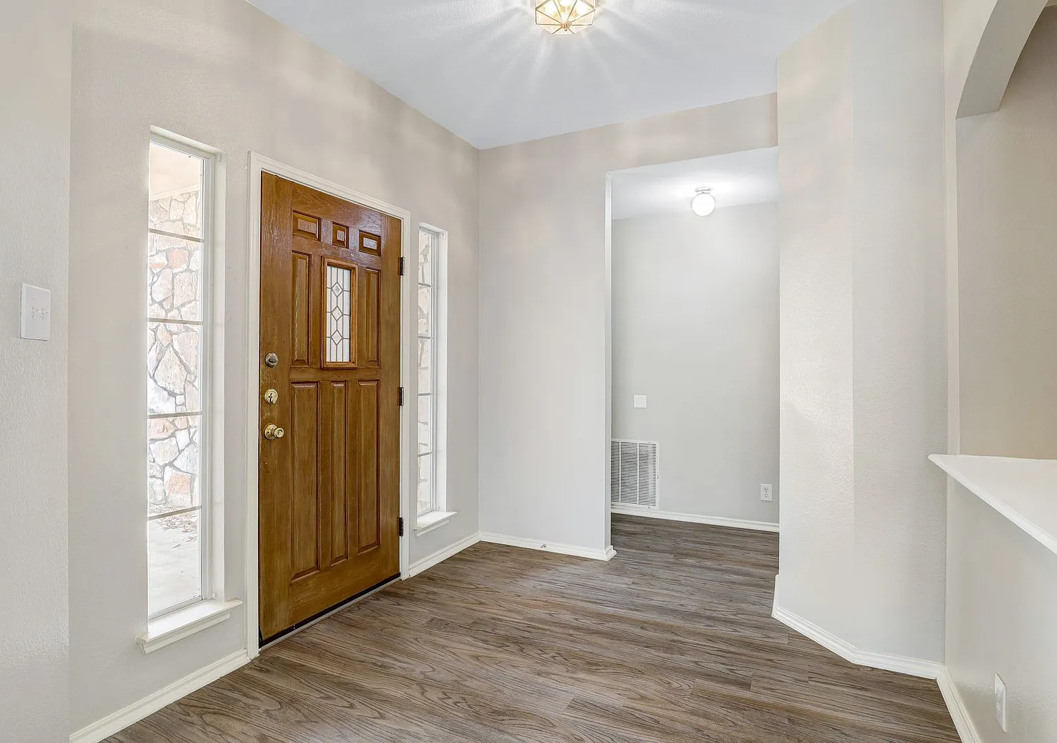 Beautiful Single-Story Home with Greenbelt Views & No Rear Neighbors — Photo 2