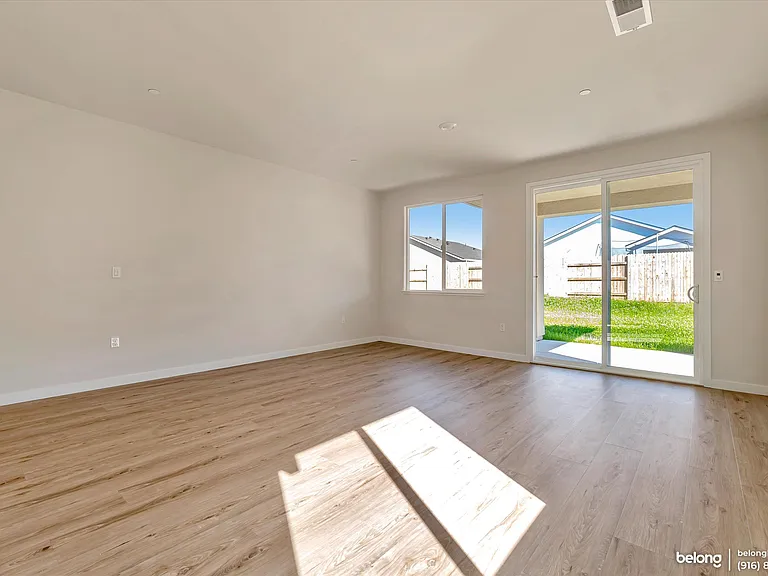 4764 Crawford Pkwy — Photo 6