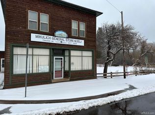 2902 E H 44 Rd, Trenary, MI 49891