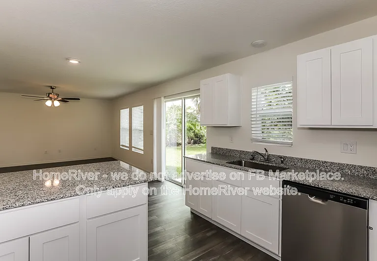3863 Laredo Ave — Photo 10