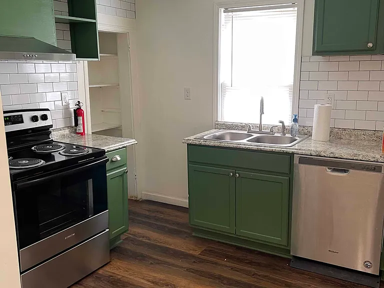 532 W Gordon Ave — Photo 5
