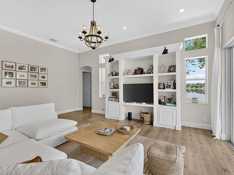 4693 Sugar Beach Way — Photo 17