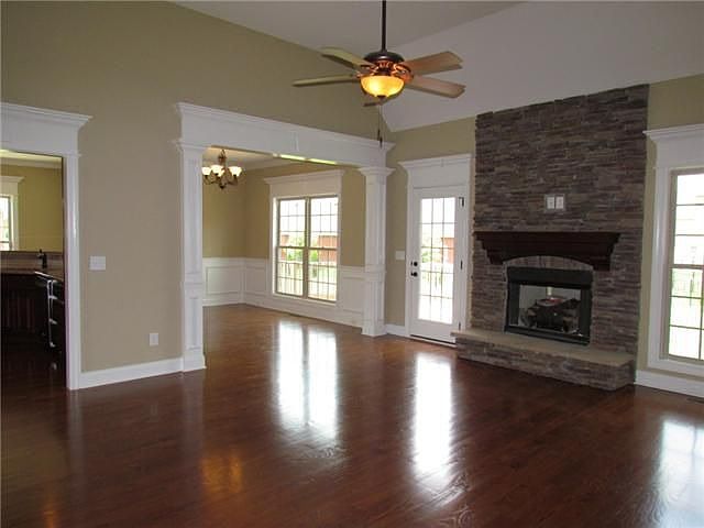 1st image of 1008 Crowell Dr
