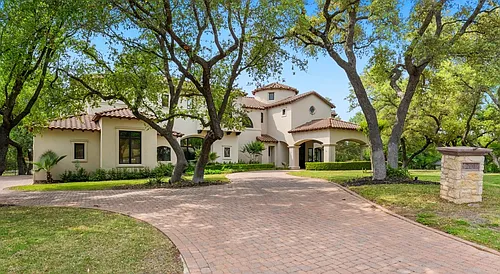 201 Costa Bella Dr Photo 1