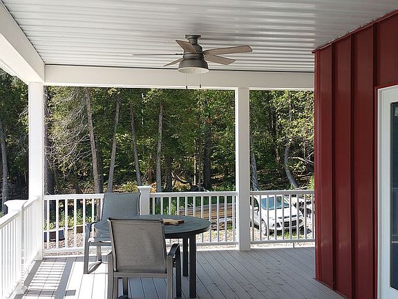 4th image of 2162 Lake View Dr