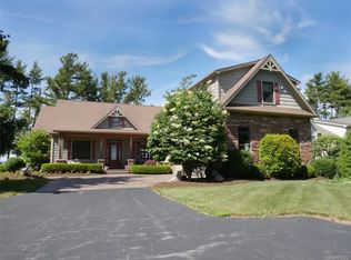 9205 Somerset Dr, Barker, NY 14012