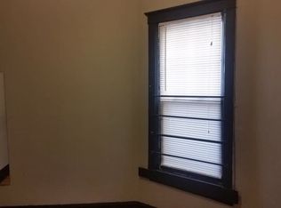 3038 N Milwaukee Ave, Chicago, IL 60618