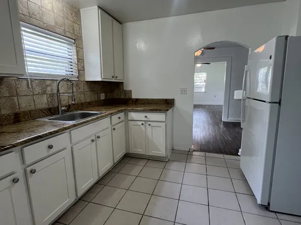 6715 Mott Ave, Orlando, FL 32810
