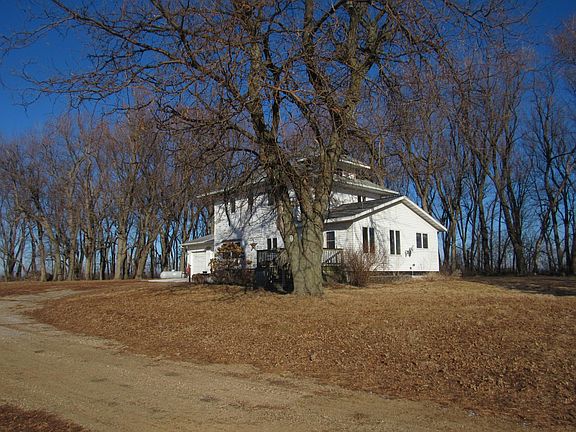 3rd image of 10753 Knauf Ave