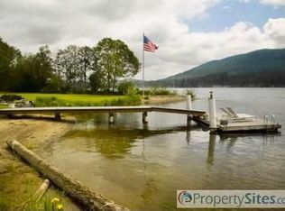 647 E Lake Samish Dr, Bellingham, WA 98229