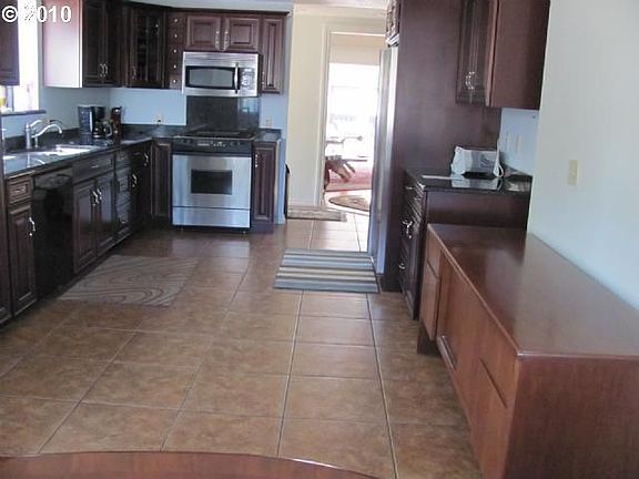 Main House Kitchen