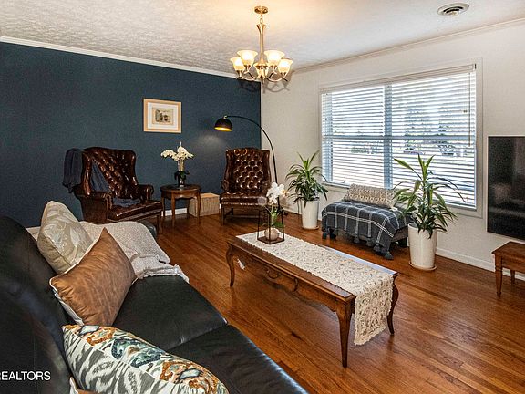 5th image of 117 Gayle Rd