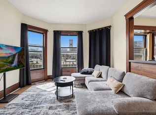 24 N Union St APT 1, Akron, OH 44304