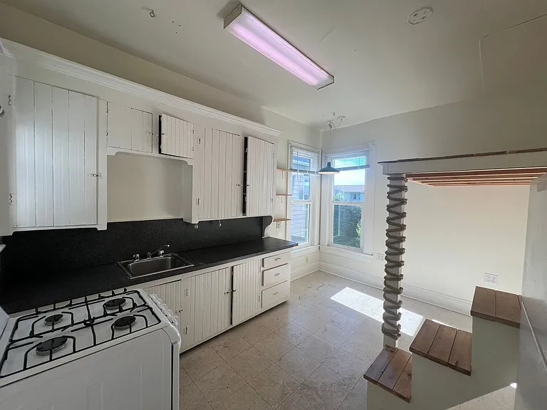 920 N Garden St #3 — Photo 4