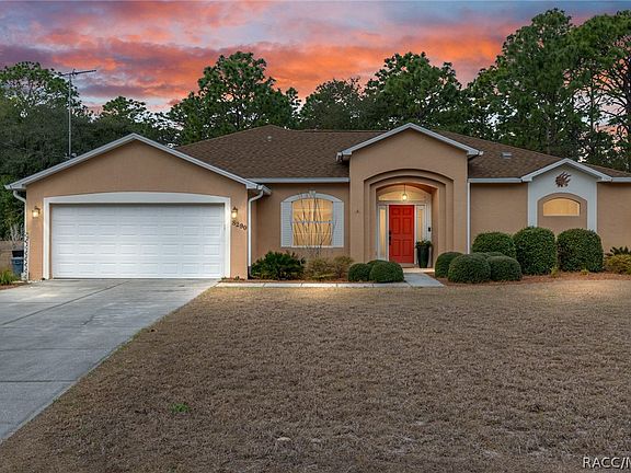 2nd image of 8290 N Ronda Dr