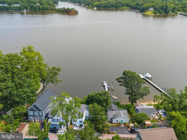 8 Shore Walk Rd, Riva, MD 21140