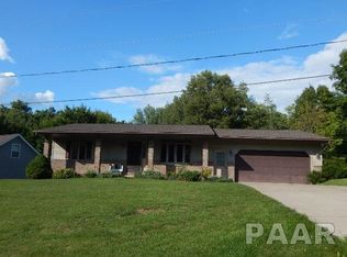8 King Richard Dr, Mackinaw, IL 61755