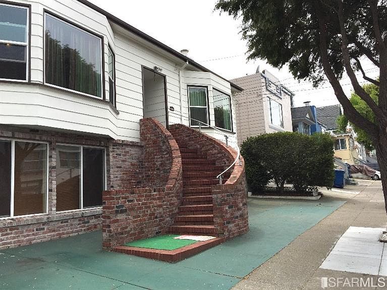 1st image of 1037 Brunswick St