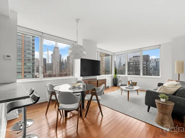 100 Riverside Blvd APT 23E, New York, NY 10069