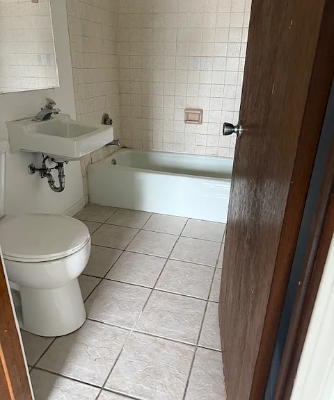 1201 Dixon Ave #G — Photo 7