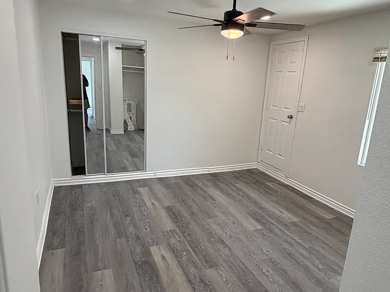 2513 W Occidental St — Photo 10