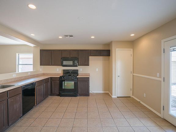 4th image of 12918 N 127th Dr