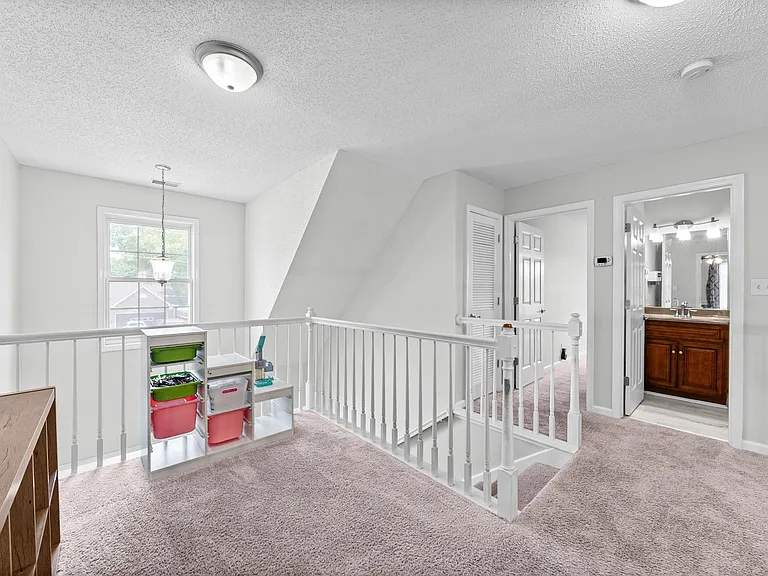 1283 Carnation Ct — Photo 18