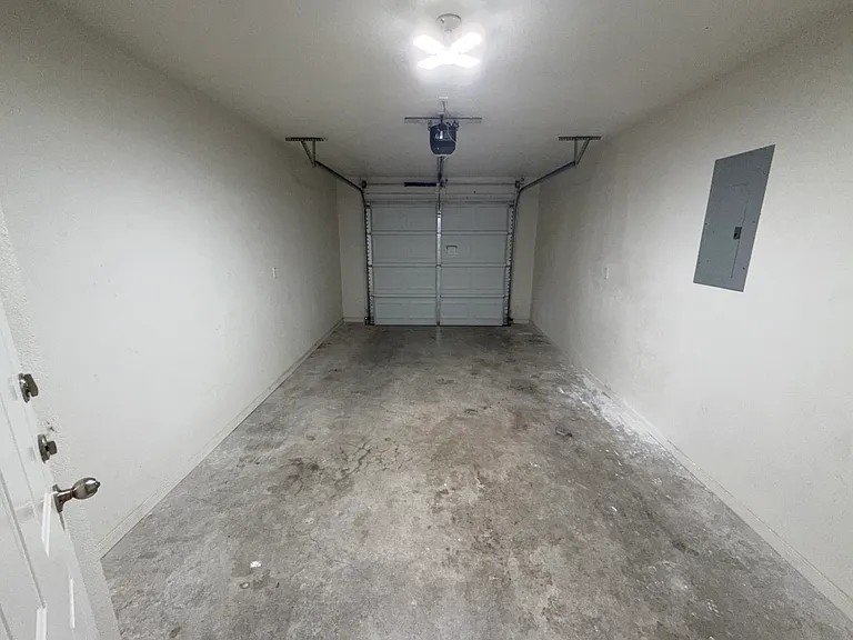 1422 Shoshoni Trl #B — Photo 17
