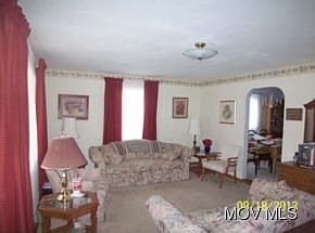 3rd image of 609 27th St