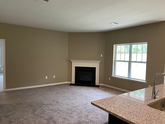 RS-19 Cypress Great Room