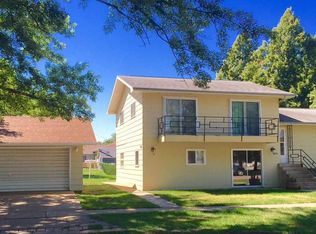 201 E 2nd St, Freeman, SD 57029