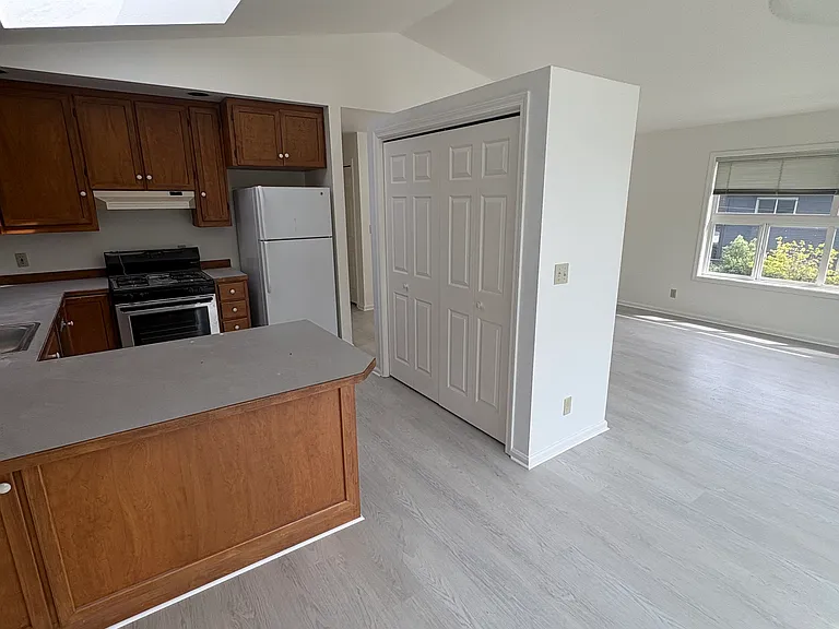 8058 Fauntleroy Way SW — Photo 7