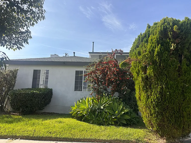 Chesapeake Ave — Photo 14