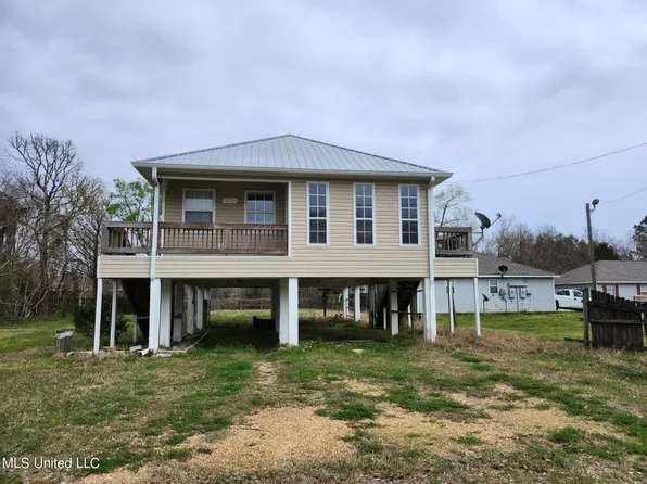 10030 Fournier Ave, Diberville, MS 39540