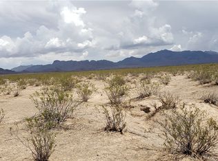 49 N Amana Rd, Dolan Springs, AZ 86441