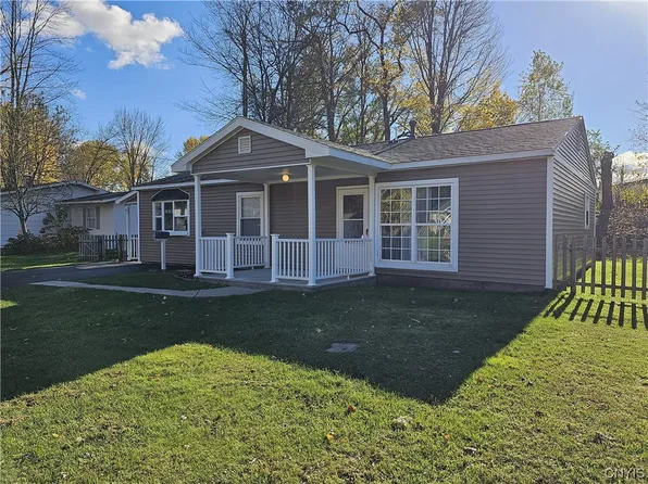 6 Birchdale Rd, Utica, NY 13502