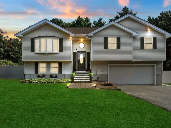 196 Sycamore St, Holbrook, MA 02343