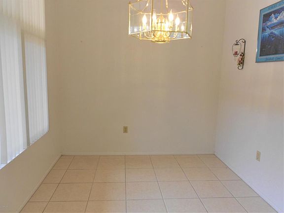 3rd image of 13724 W Countryside Dr