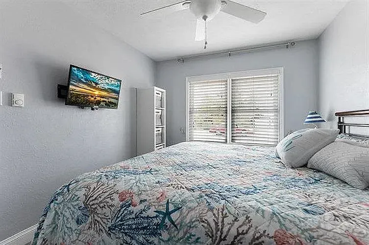 2 bed, 592 sqft, $2,150 — Photo 4