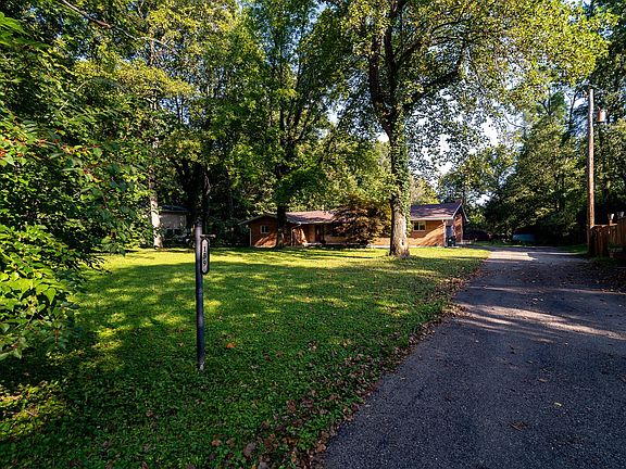 5th image of 159 Winnet Dr