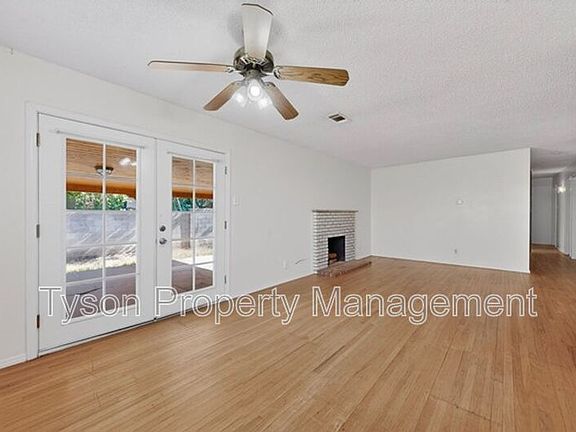 4th image of 9509 Dona Marguerita Ave NE
