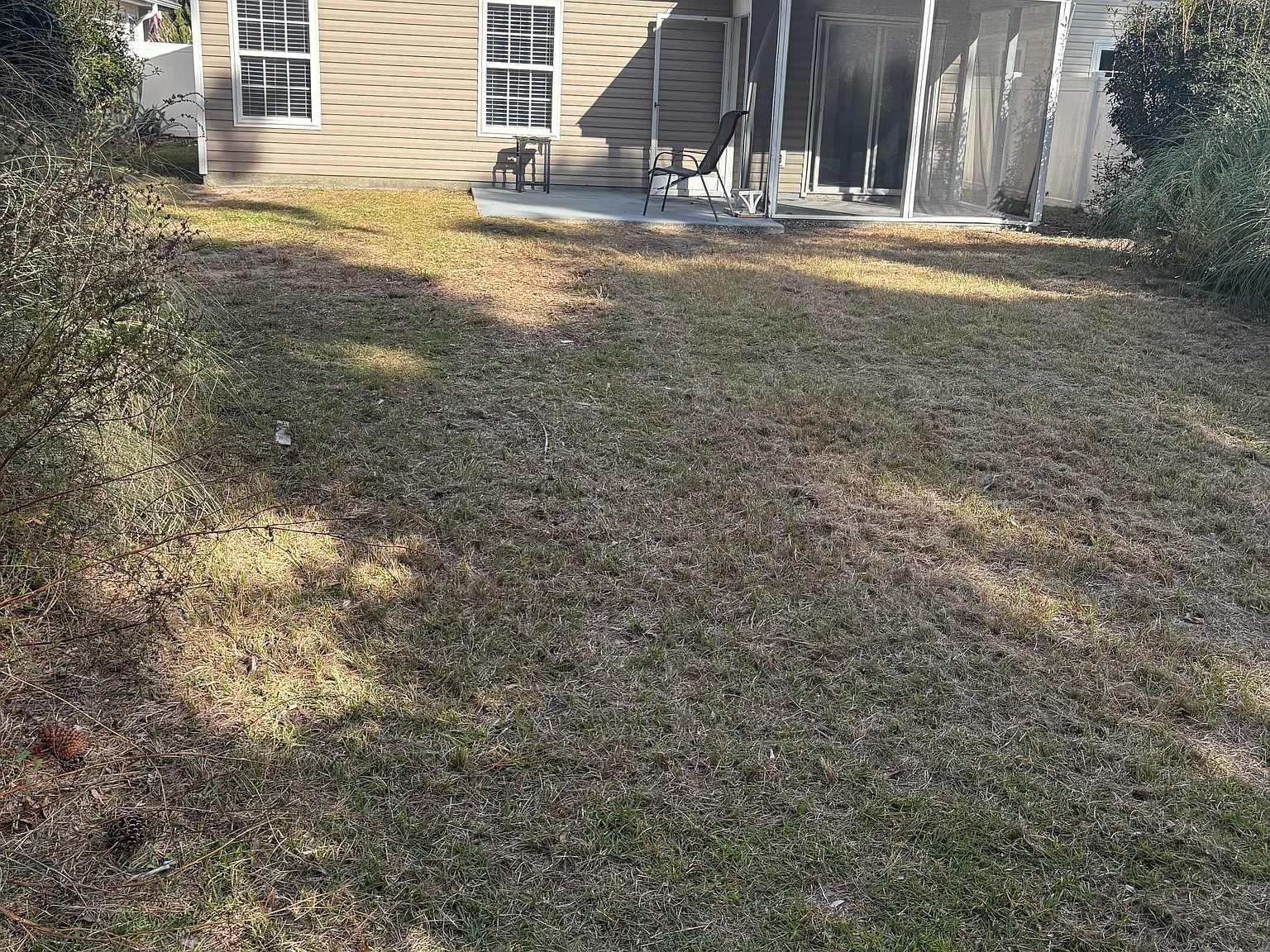 3 bed, 1200 sqft, $1,825 — Photo 2