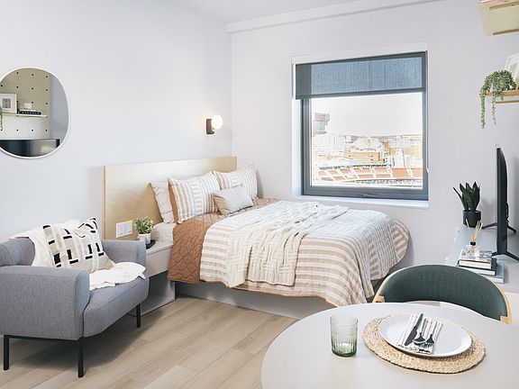 2nd image of 1260 Boylston St #1111