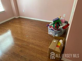 358 Rector St, Perth Amboy, NJ 08861