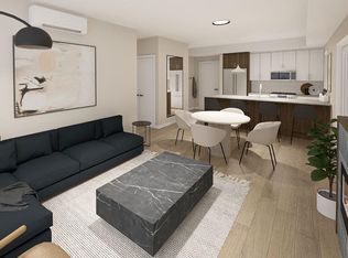 2881 Leigh Rd #303, Langford, BC V9B 4G3